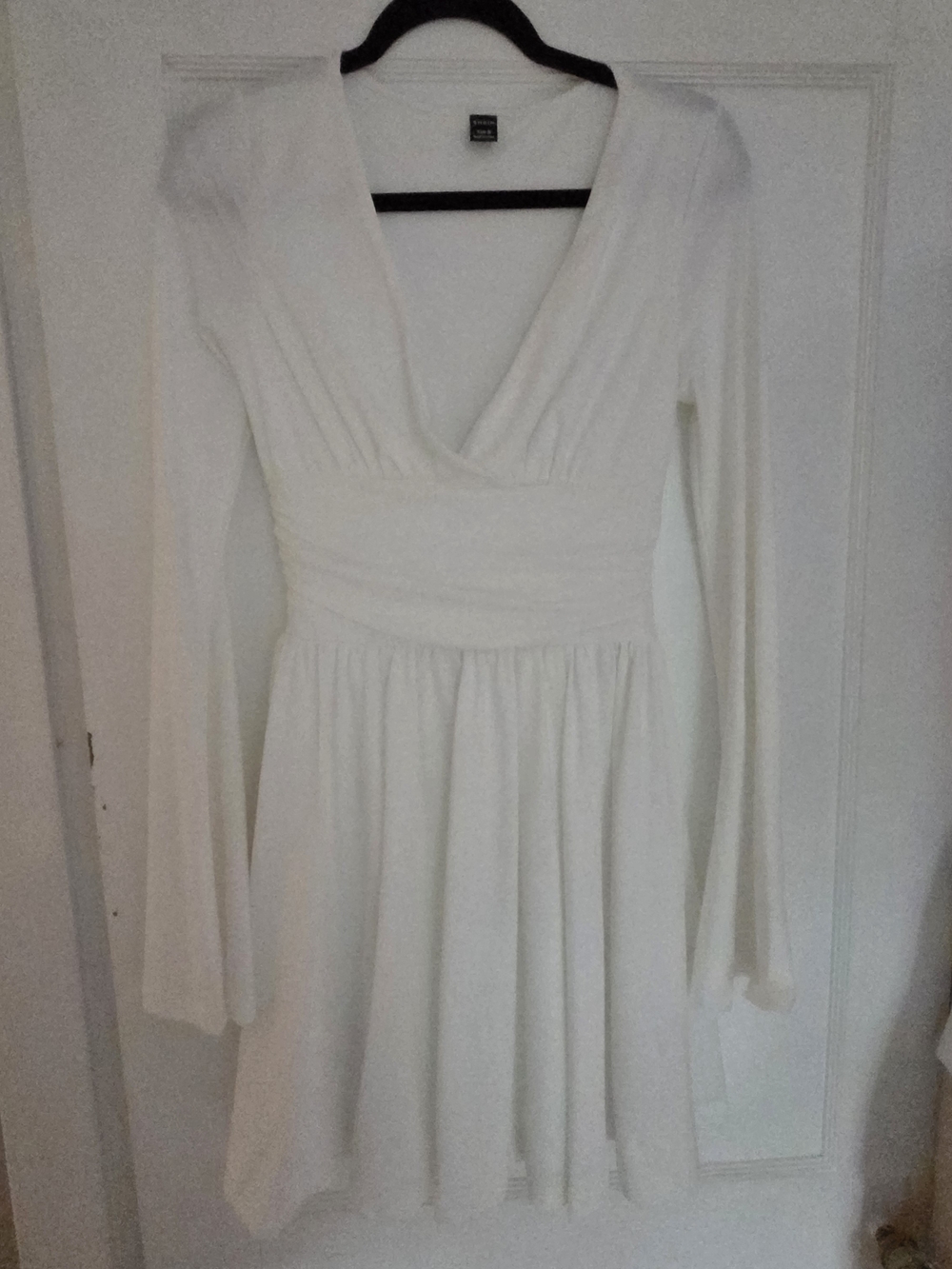 SHEIN White Long Sleeve V-Neck Fit & Flare Dress